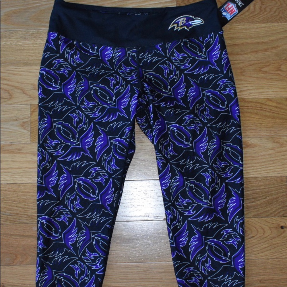 Baltimore Ravens Ladies Thematic Capri Leggings